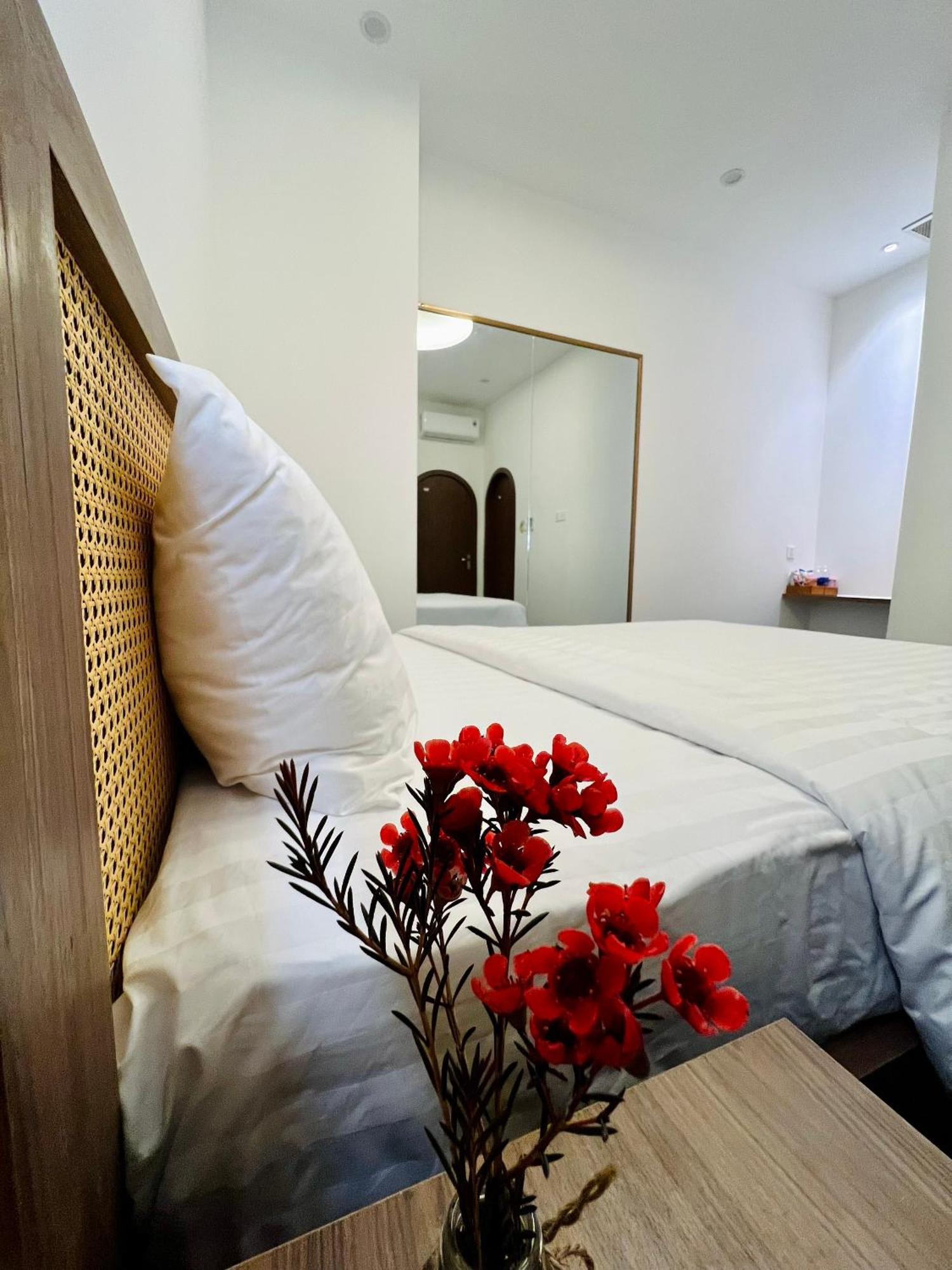 De V'Charm Hotel Dong Tac Bagian luar foto