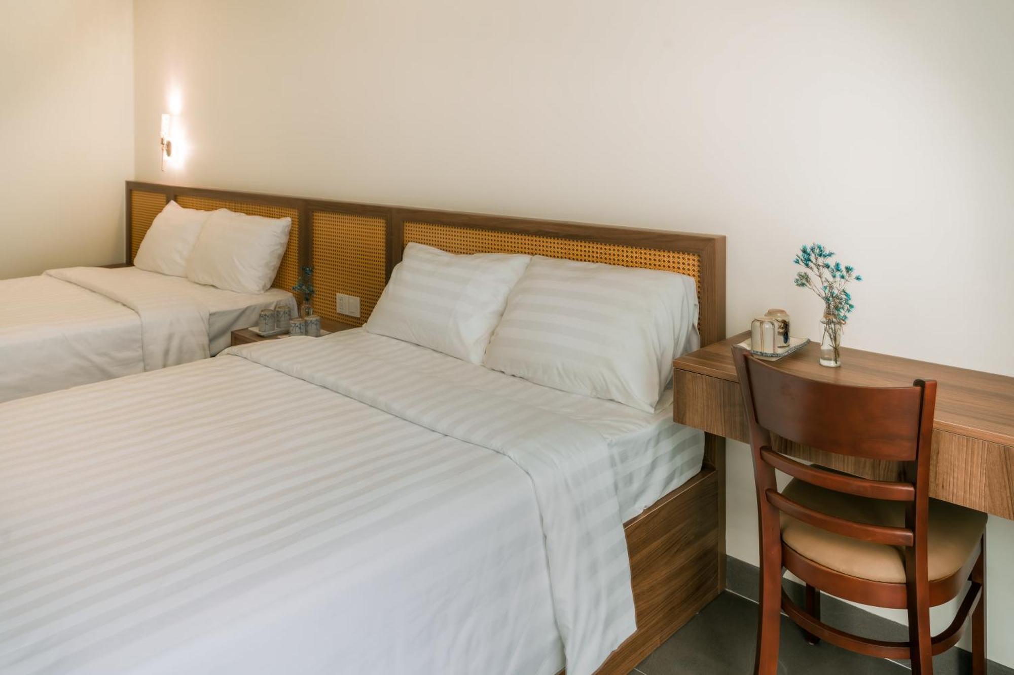 De V'Charm Hotel Dong Tac Bagian luar foto