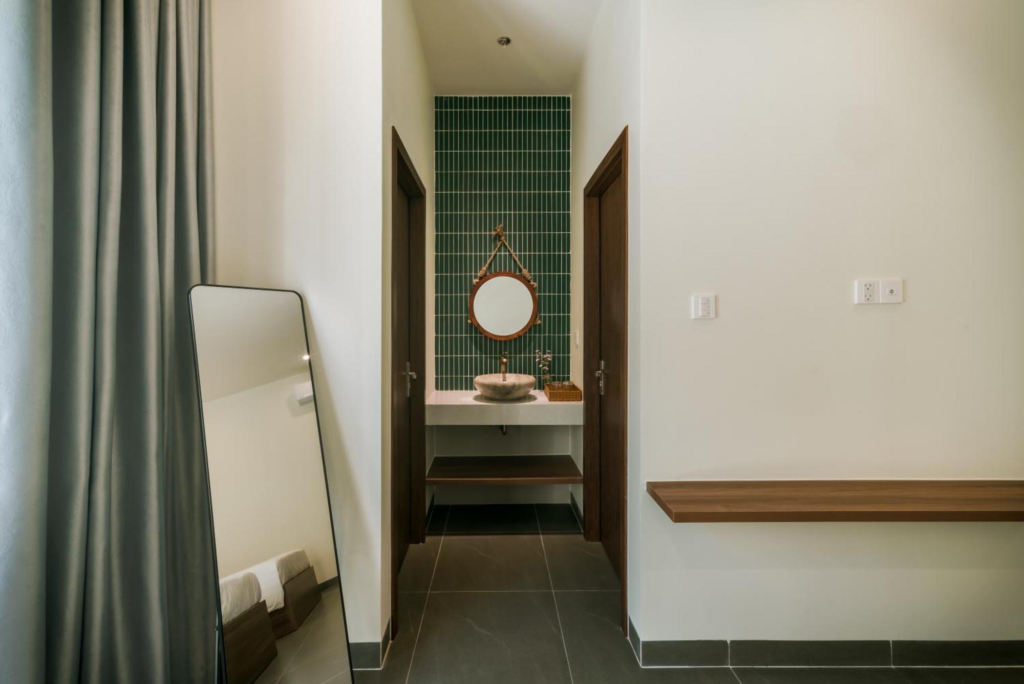 De V'Charm Hotel Dong Tac Bagian luar foto