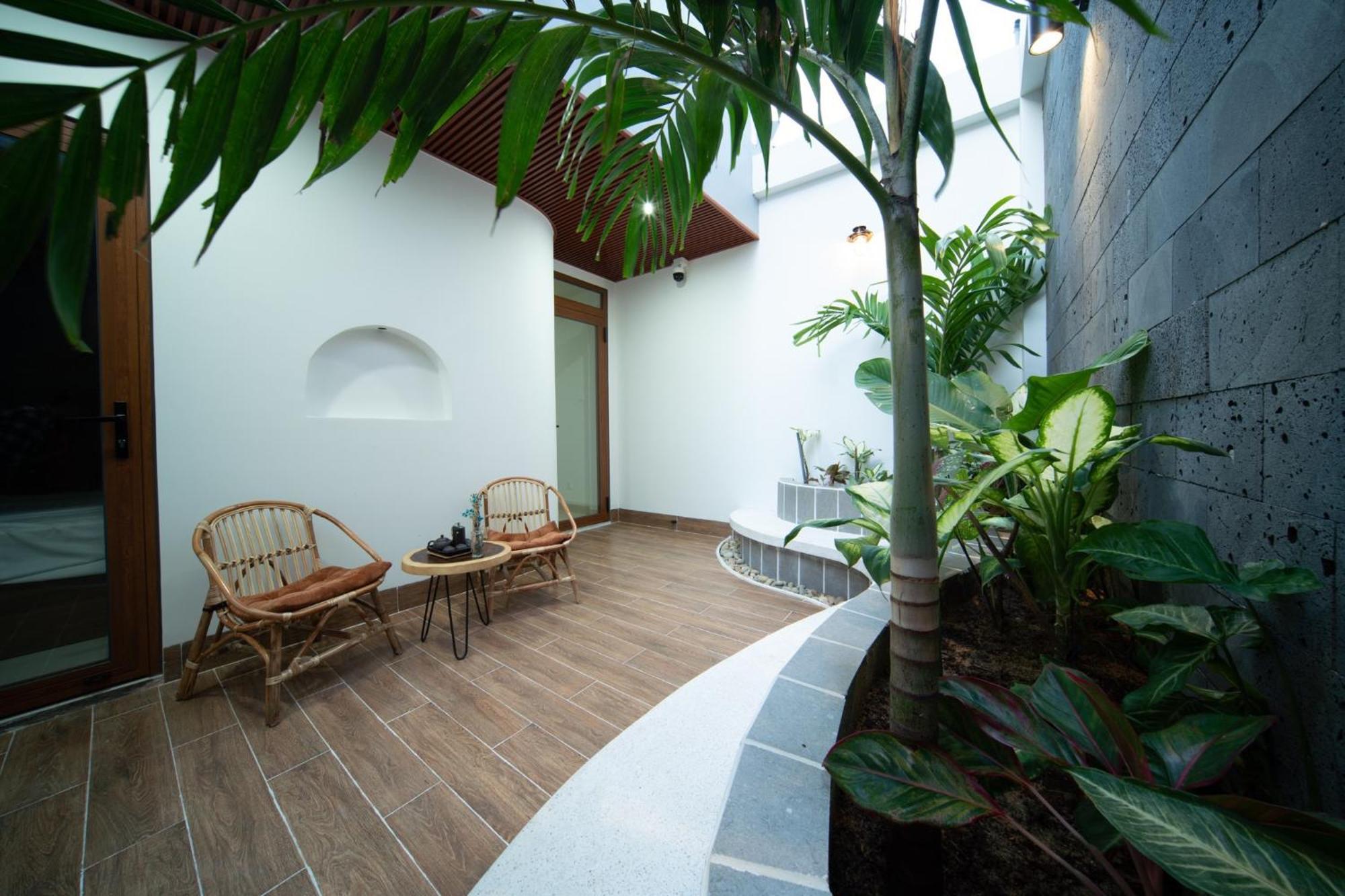 De V'Charm Hotel Dong Tac Bagian luar foto